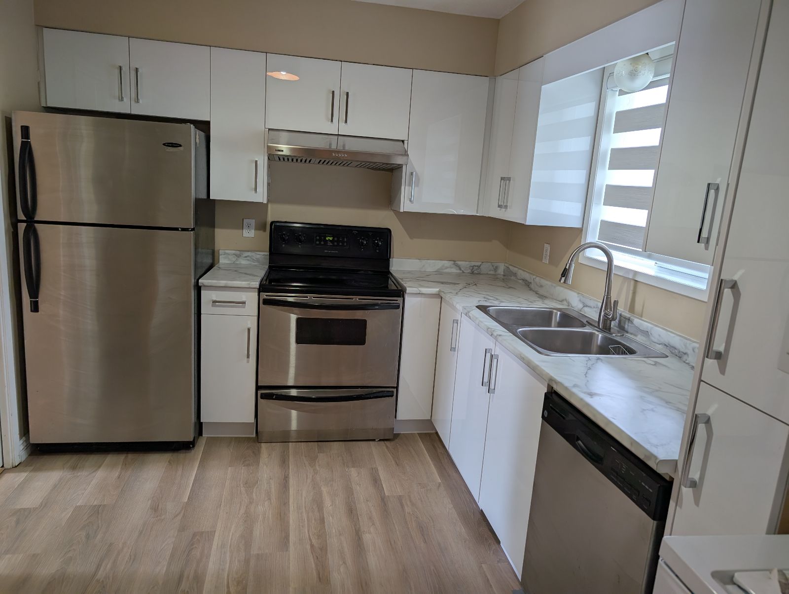 3241 Clearbrook Road UP (1133)